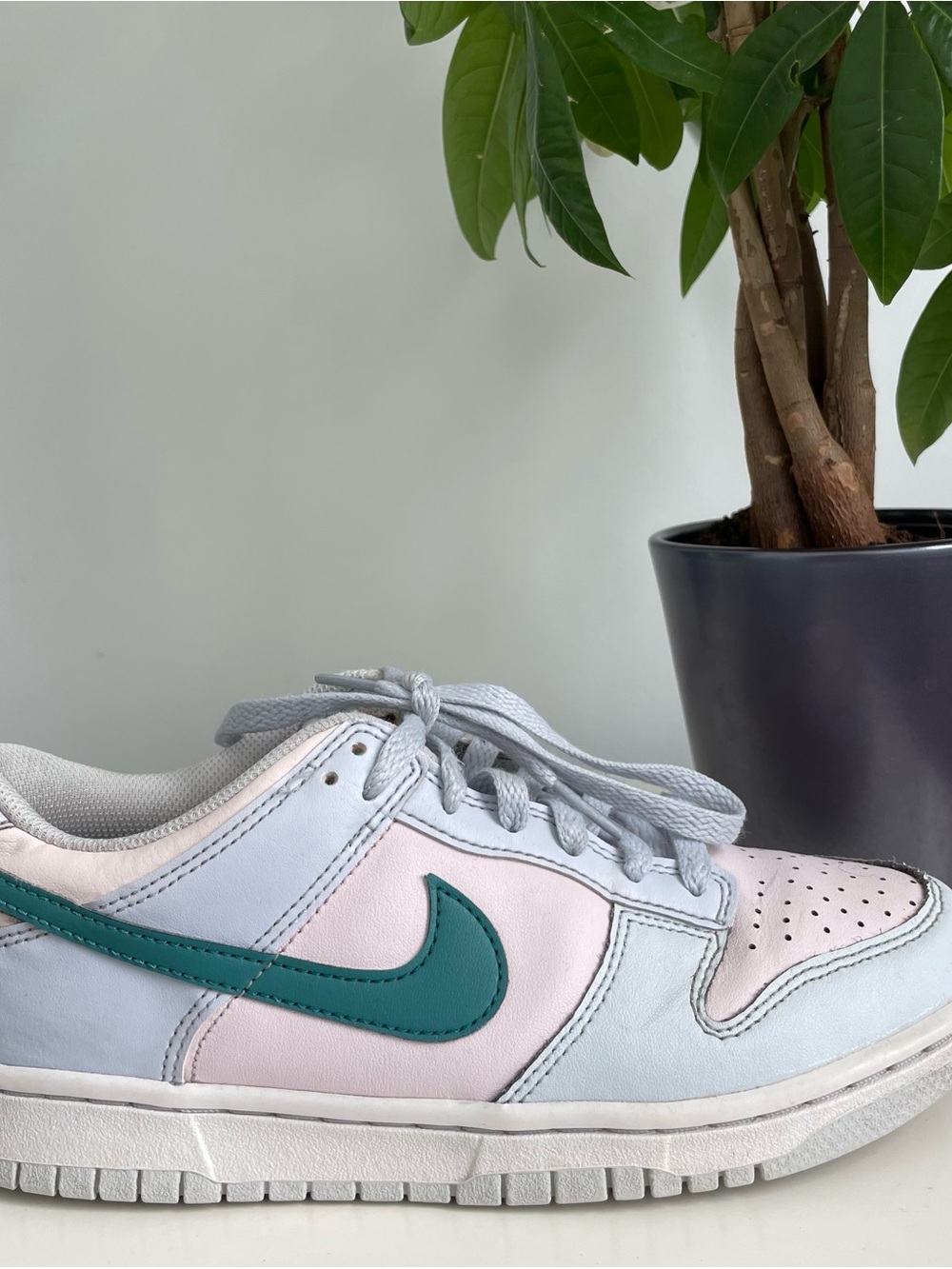 Women Size 7.5 Nike Dunk Low Mineral Teal Pink Shoes 6Y